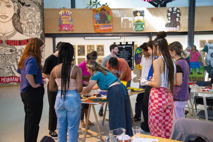 Linocut Printmaking Workshop - Photo by Bora Sekerci